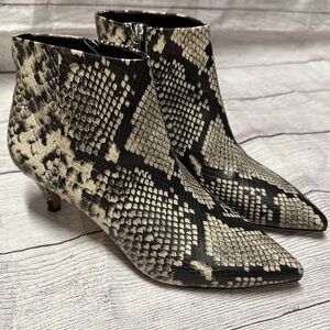 Circus by Sam Edelman Womens Kirby snakeskin ankle boot size 7